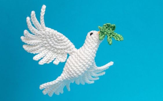 Create Your Own Crochet Peace Dove: A Step-by-Step Guide for Crafting Serenity