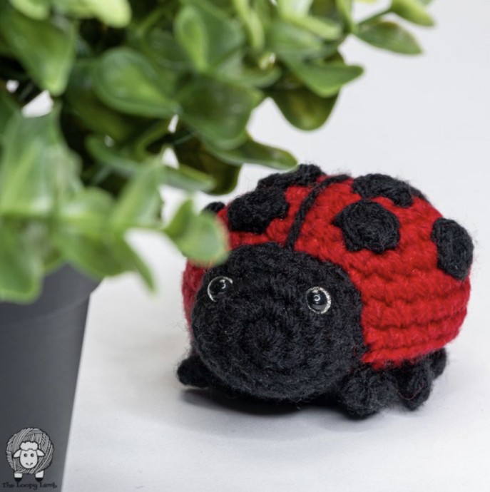 Step-By-Step Guide to Crocheting the Adorable Lara Lady Bug Amigurumi Step-By-Step Guide to Crocheting the Adorable Lara Lady Bug Amigurumi