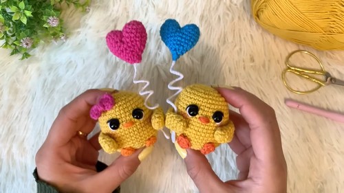 Create Your Whimsical Crochet Chicken With Heart Balloon - Step-by-Step Guide