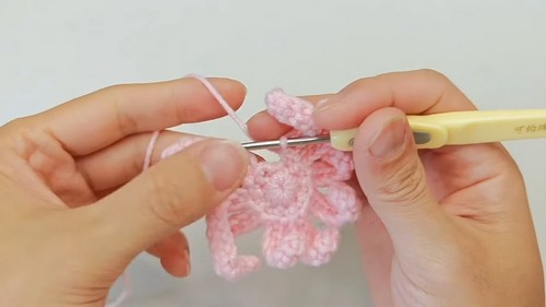 Create Beautiful Crochet Zinnia Flowers: A Step-by-Step Guide for All Skill Levels