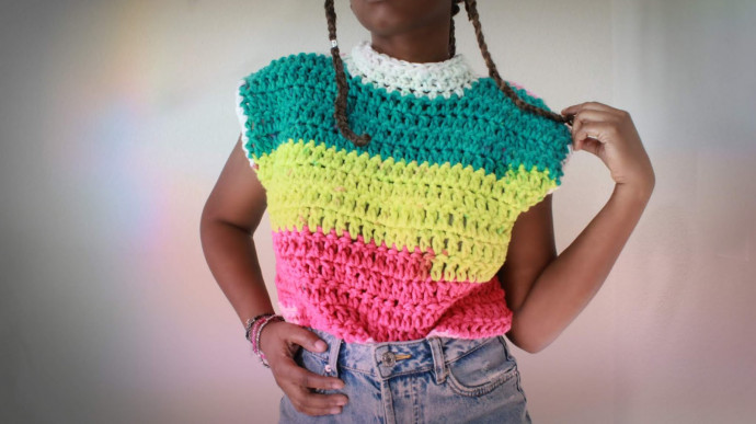 Create Your Own Crochet Cropped Chunky Sleeveless Pullover - Step-by-Step Guide Create Your Own Crochet Cropped Chunky Sleeveless Pullover - Step-by-Step Guide