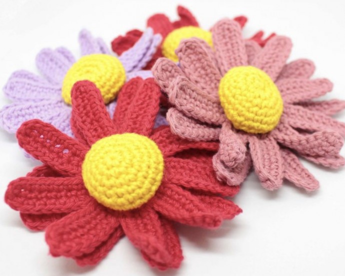 Crochet Spring Flowers- Free Pattern