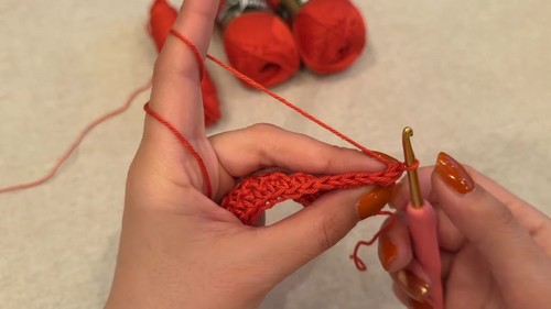Create Your Own Crochet Breezy Spring Style Shirt &ndash; A Detailed Guide for Handmade Charm
