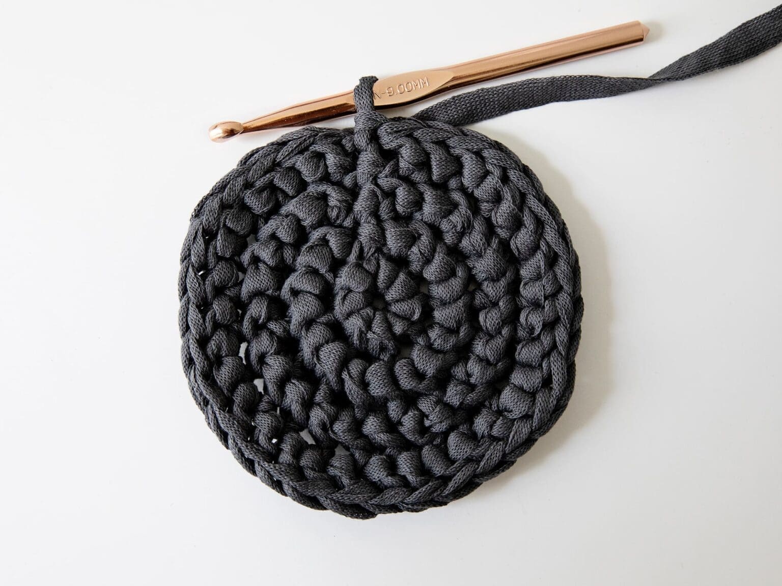 Create Beautiful Crochet Hanging Baskets: A Step-by-Step Guide