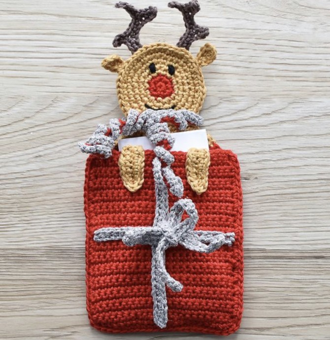 Unique and Thoughtful Handmade Crochet Gift Card Holder for Christmas Gifts Unique and Thoughtful Handmade Crochet Gift Card Holder for Christmas Gifts