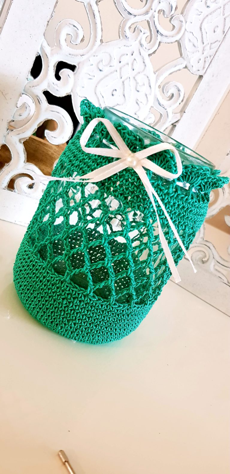 Create Beautiful Crochet Jar Candle Holders for Cozy Home Decor