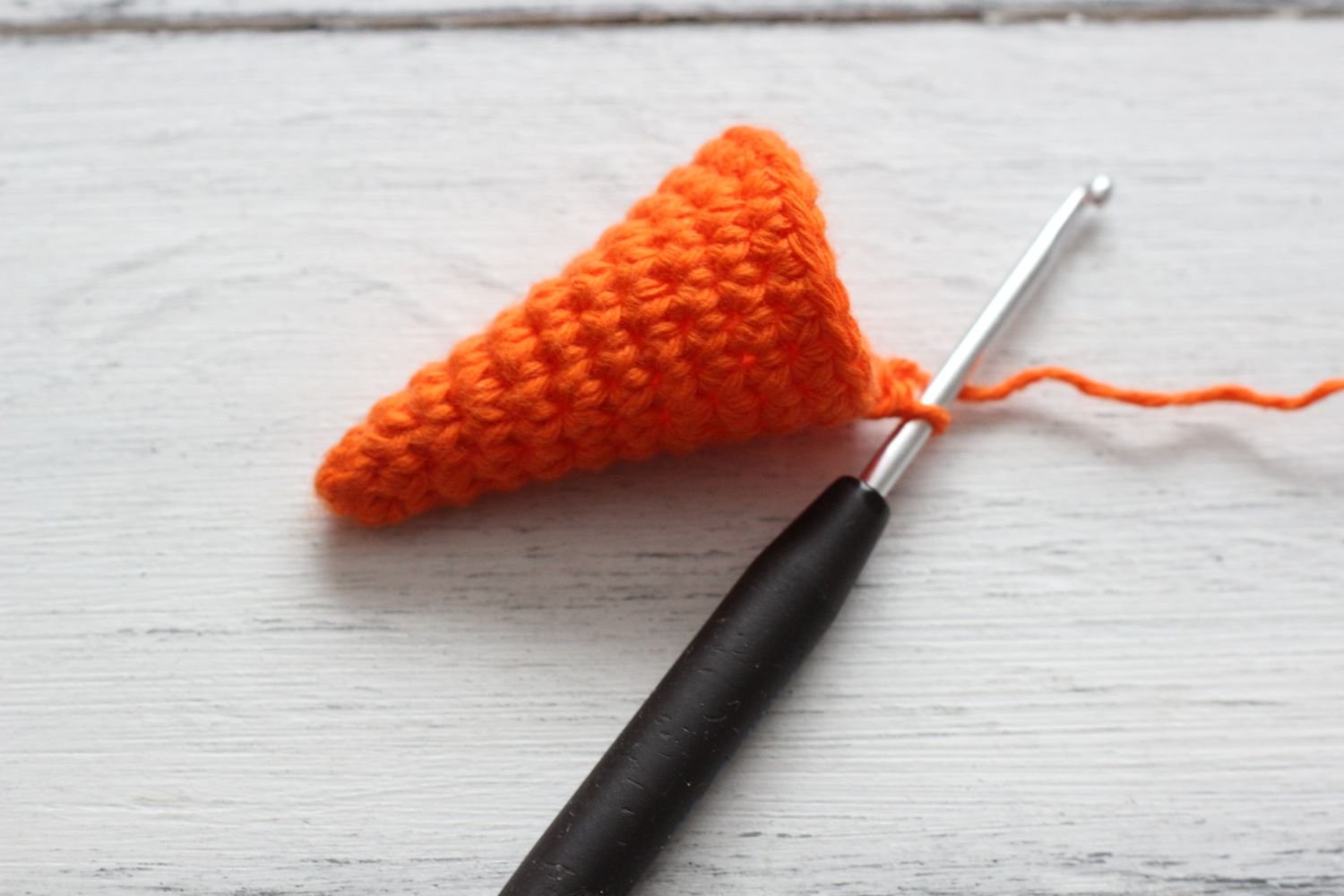 Create Your Own Adorable Crochet Hare in a Cone – A Step-by-Step Guide