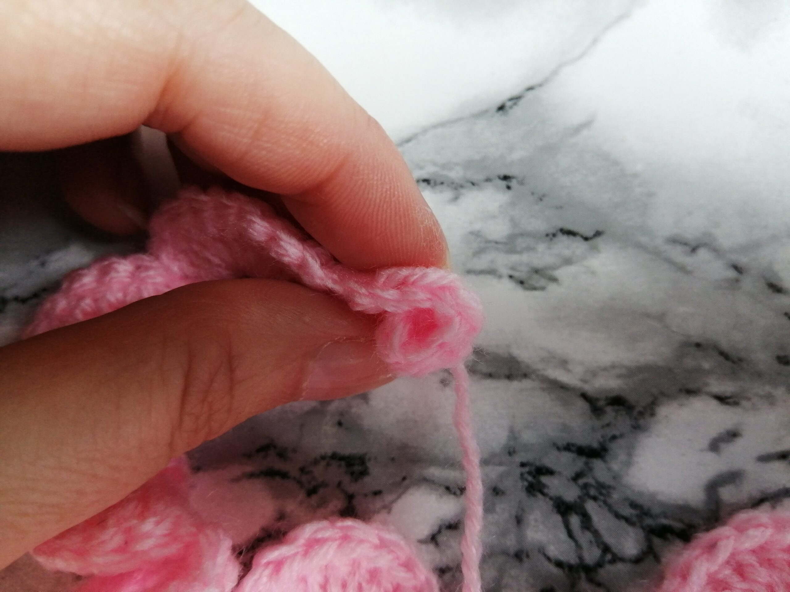 Create a Beautiful Crocheted Rose: Step-by-Step Guide for Beginners