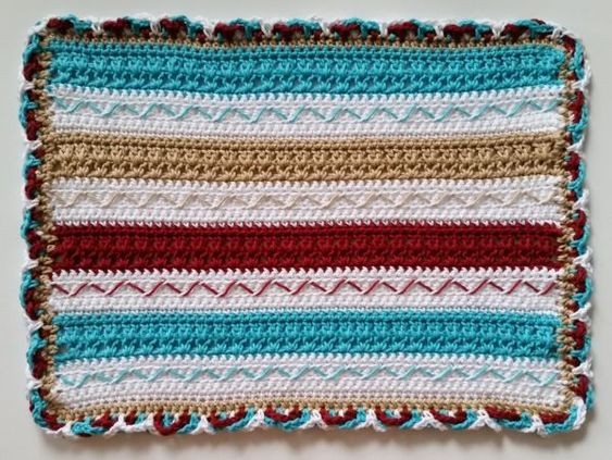 Crochet Fiesta Placemat – Free Pattern