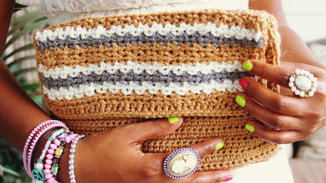 Create Your Own Stylish Crochet Clutch: A Step-by-Step Guide for Beginners and Experts