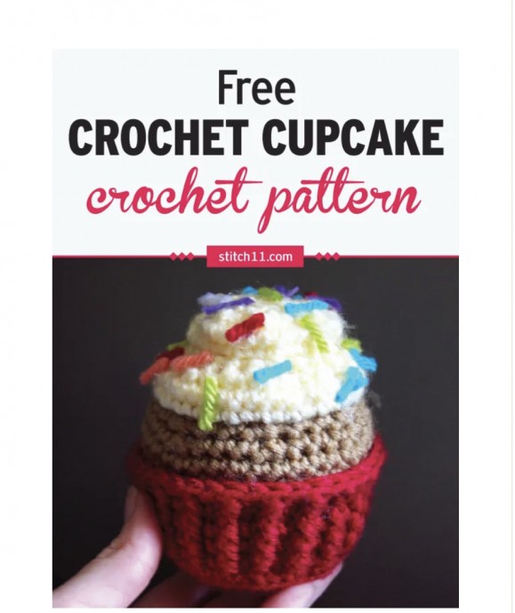 Create Adorable Cupcake Decorations with This Simple Crochet Pattern Create Adorable Cupcake Decorations with This Simple Crochet Pattern
