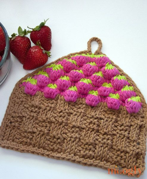 Create a Charming Crochet Strawberry Basket Tunisian Dishcloth for Your Kitchen Create a Charming Crochet Strawberry Basket Tunisian Dishcloth for Your Kitchen