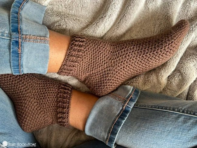 Cozy and Trendy Crochet Spike Socks: The Ultimate Guide to Making Your Own