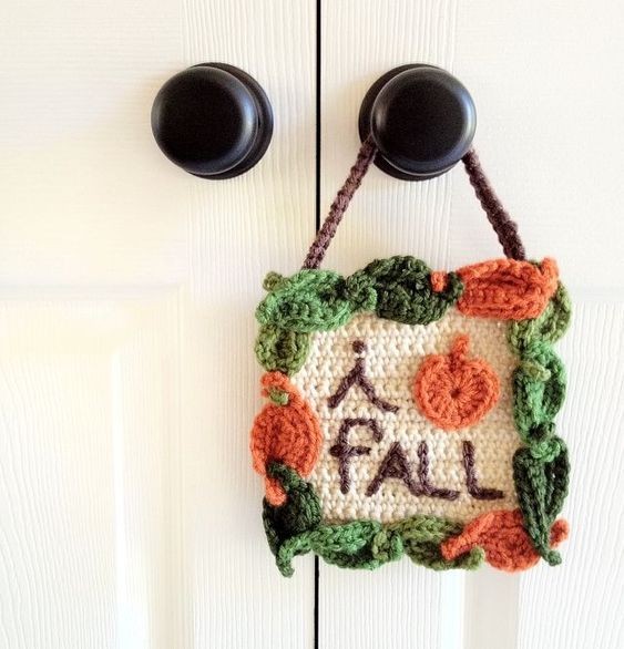 Create a Charming Crochet "I Love Fall" Sign for Your Autumn Decor
