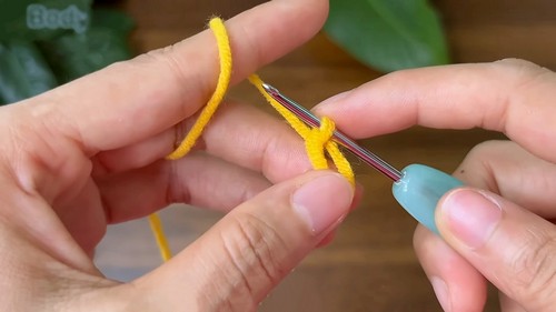 How to Make a Crochet Pikachu Keychain: A Step-by-Step Guide for Pok&eacute;mon Fans