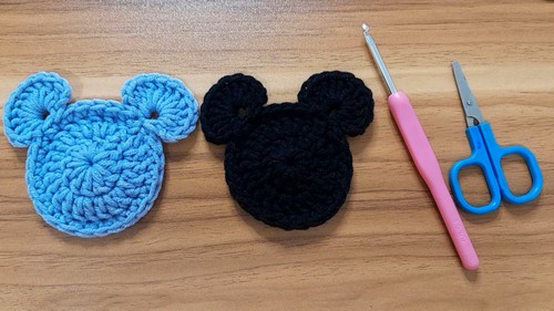 Create Your Own Adorable Crochet Mickey Mouse Applique with Easy Step-by-Step Guide