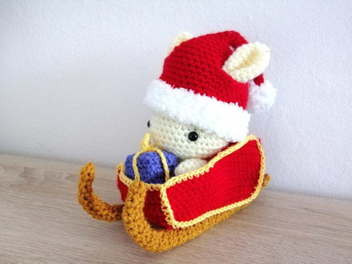 Create Your Own Adorable Crochet Santa Bunny for the Holidays