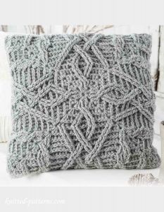 Create Your Cozy Crochet Cable Pillow: A Complete Guide with Materials and Instructions Create Your Cozy Crochet Cable Pillow: A Complete Guide with Materials and Instructions