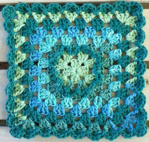 Create Your Own Crochet Ruffled Granny Dishcloth: A Step-by-Step Guide Create Your Own Crochet Ruffled Granny Dishcloth: A Step-by-Step Guide