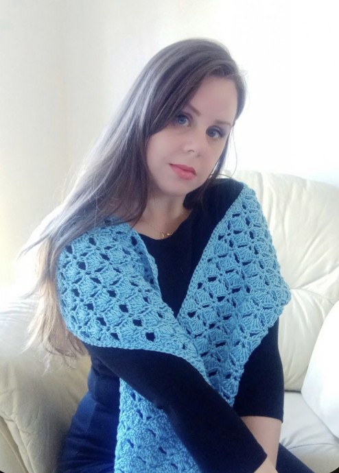 Create Your Own Regency Era Shawl: A Versatile Winter Accessory with Simple Materials Create Your Own Regency Era Shawl: A Versatile Winter Accessory with Simple Materials