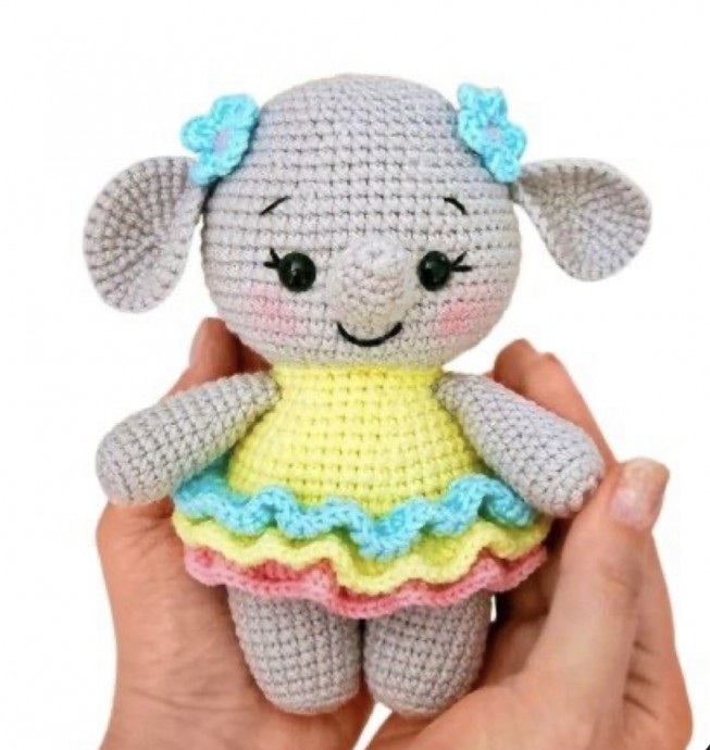 Crochet Amigurumi Little Elephant (Free Pattern)