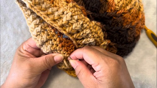 Create Adorable Crochet Baby Beanie: A Comprehensive Guide with Materials and Instructions