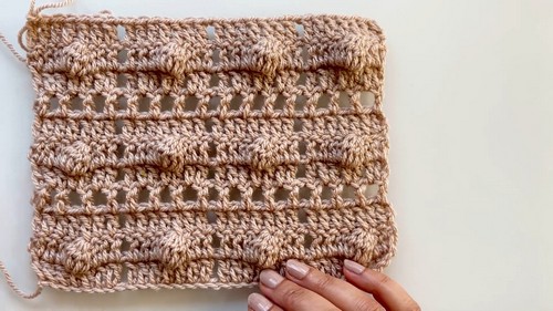 Crochet Bobble Square Pattern - A Fun and Textured Crochet Project