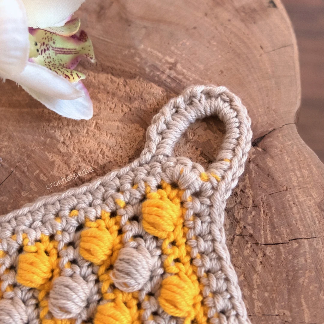 Crochet Puffy Hot Pad: A Cute and Functional Kitchen Accessory You Can Make