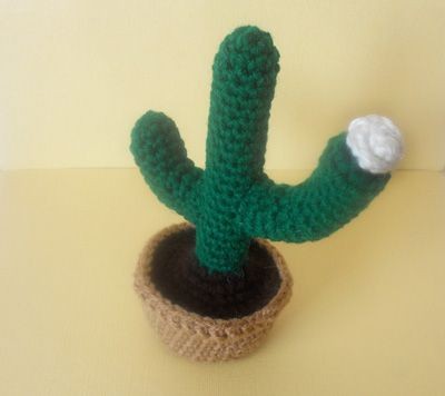 Create Adorable Crocheted Cactus Plants: A Step-by-Step Guide for Beginners and Experts alike