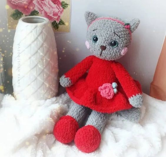 Crochet Amigurumi Cat in a Dress Crochet Amigurumi Cat in a Dress