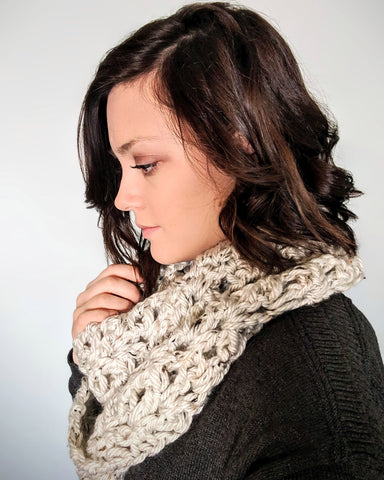 Create Your Own Cozy Infinity Scarf with Crochet: A Step-by-Step Guide