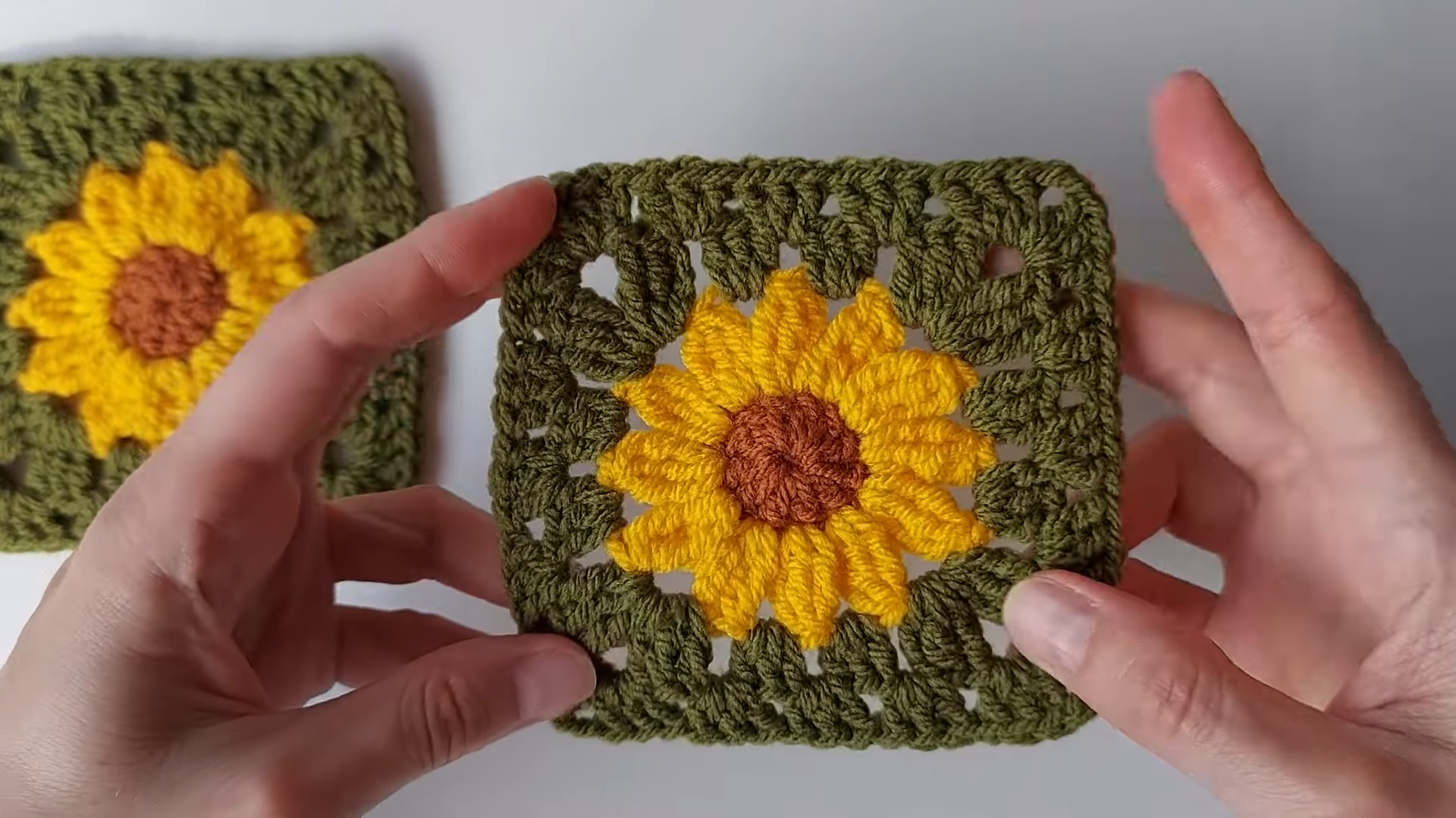How to Create a Beautiful Crochet Sunflower Tote Bag for Your Daily Essentials
