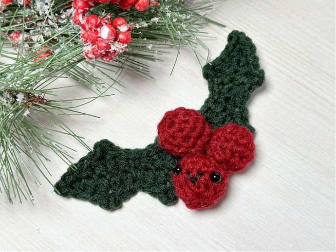 Create Your Own Crochet Jolly Holly Toy: A Festive Craft for the Holidays