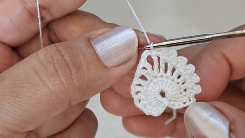 Creative Crochet Motif Earrings: Crafting Unique Accessories for Your Style