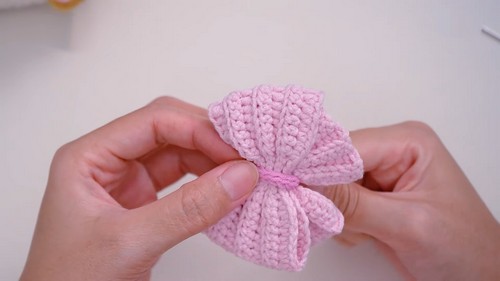 How to Create Adorable Crochet Ribbon Bows for Any Project