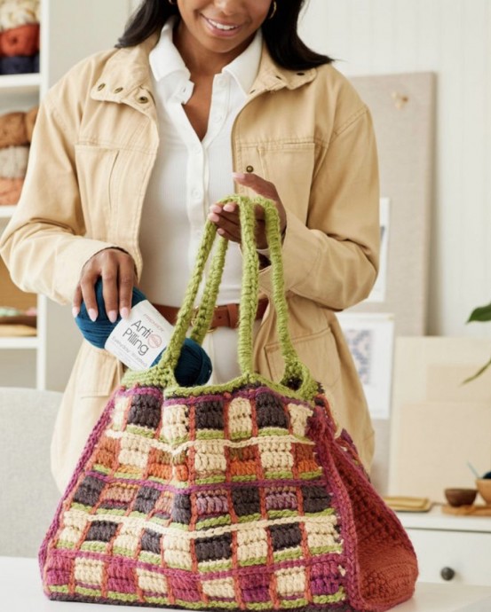 Crochet Plaid Bag (Free Pattern)