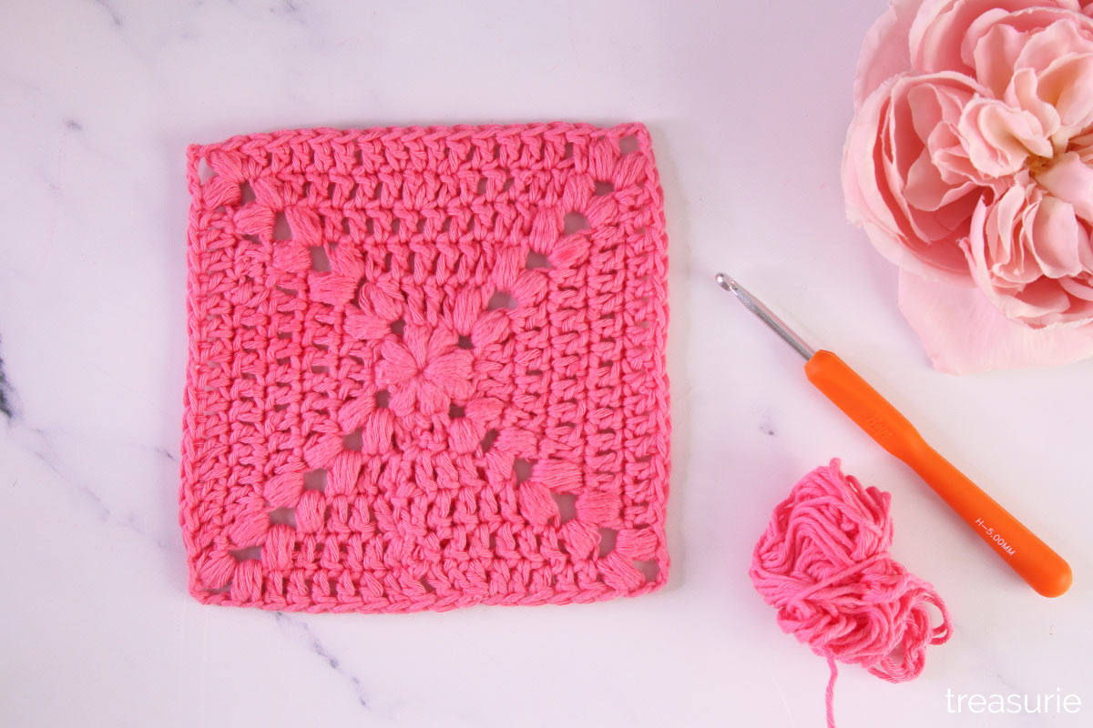 Create Beautiful Crochet Farmhouse Granny Squares: A Step-By-Step Guide