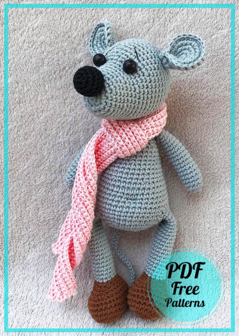 Crochet Mouse with Scarf Amigurumi
