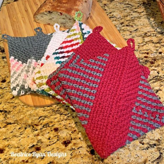 Master the Art of Crochet with Grandma's Timeless Potholder Patterns for Every Home Master the Art of Crochet with Grandma's Timeless Potholder Patterns for Every Home