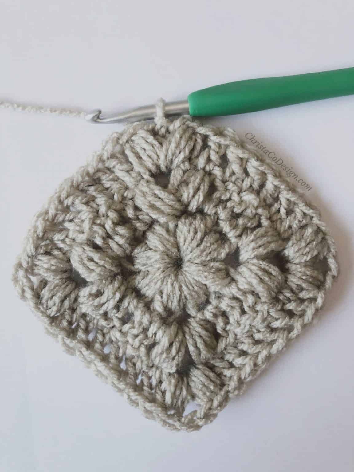 Create a Cozy Crochet Puff Stitch Blanket: Step-by-Step Guide for Crafting Enthusiasts
