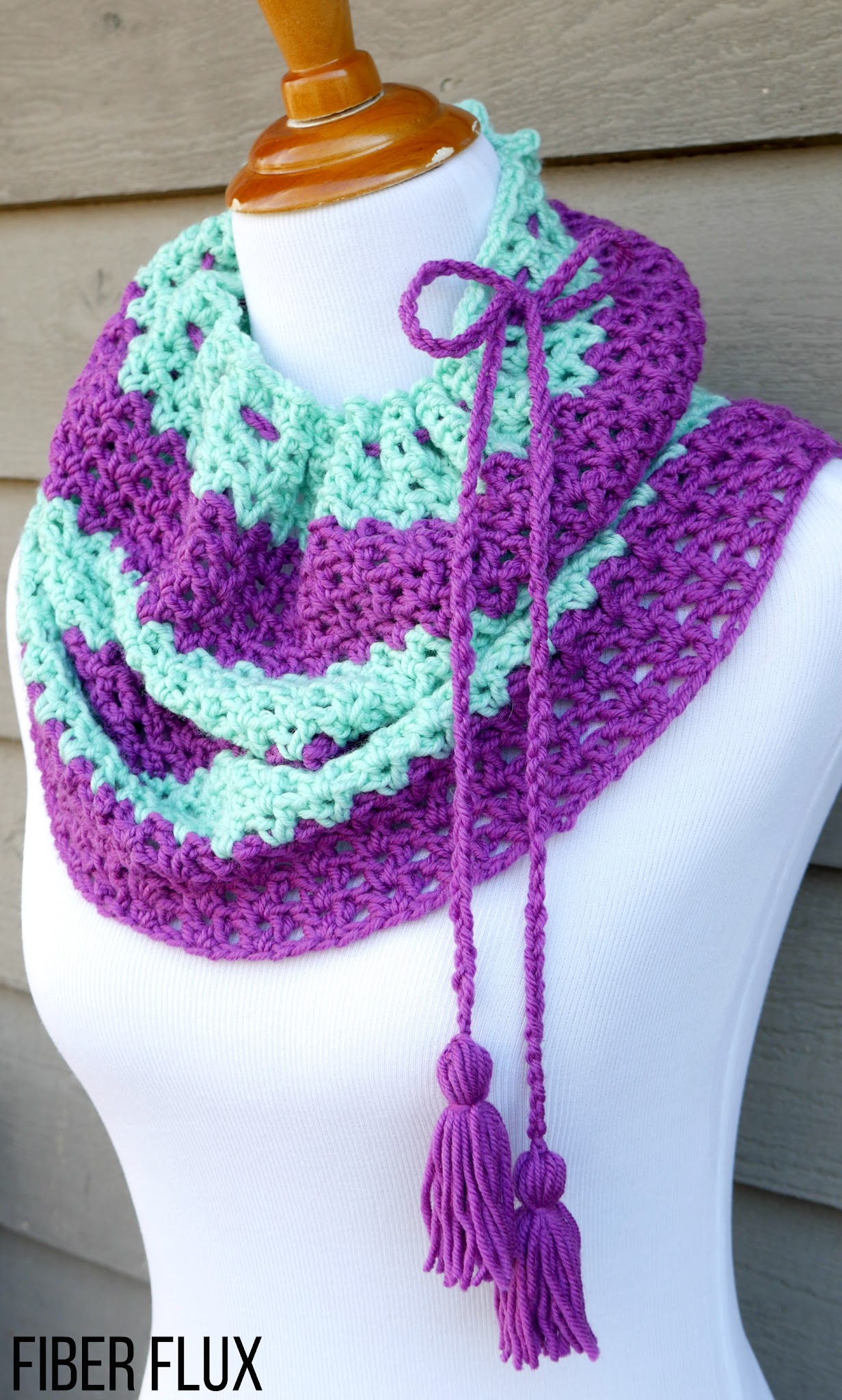 Create Your Own Raspberry Mint Tassel Cowl: A Delightful Crochet Project