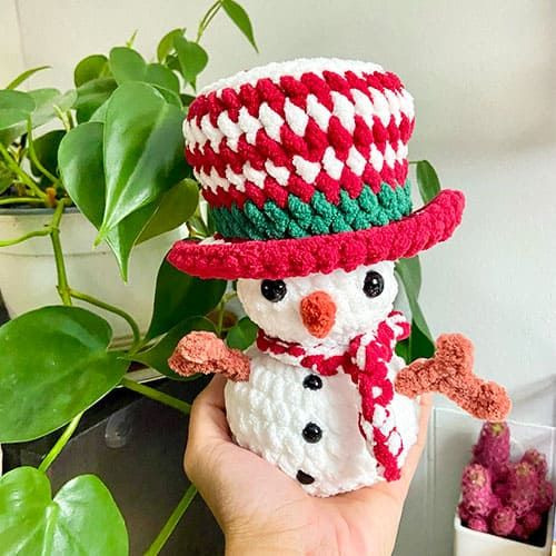 Create Your Own Crochet Snowman John Amigurumi: Step-by-Step Guide to a Festive Winter Craft Create Your Own Crochet Snowman John Amigurumi: Step-by-Step Guide to a Festive Winter Craft