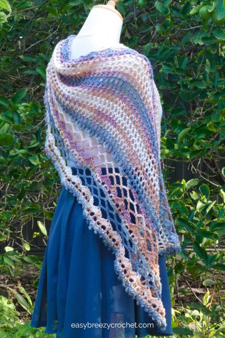 Create Your Own Exquisite Crochet Rectangular Shawl: A Step-By-Step Guide