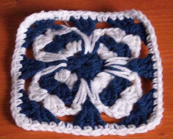 Create A Cozy Bulky Granny Square: Easy Crochet Pattern for Beginners and Experts Create A Cozy Bulky Granny Square: Easy Crochet Pattern for Beginners and Experts