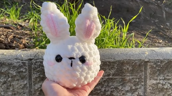 Create Adorable Crochet Amigurumi Bunnies: A Step-by-Step Guide for Enthusiasts and Beginners Create Adorable Crochet Amigurumi Bunnies: A Step-by-Step Guide for Enthusiasts and Beginners