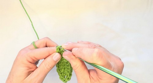 Crochet Flower Bookmark