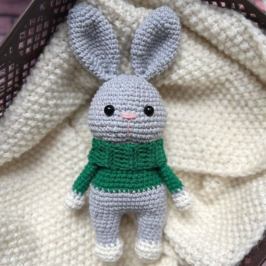 Create Your Own Cozy Amigurumi Bunny: A Complete Crochet Guide