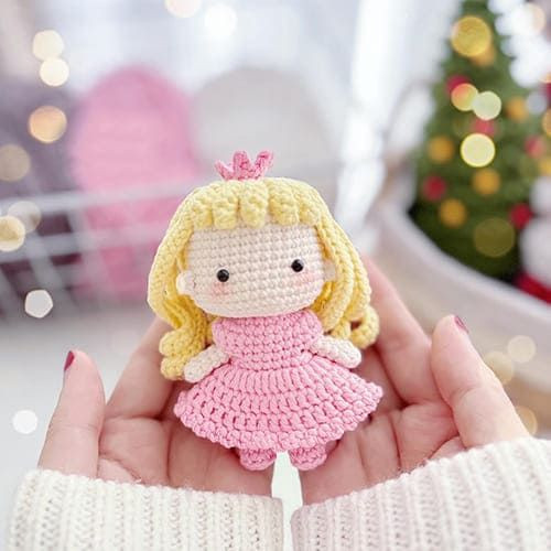 Create Charming Crochet Amigurumi Dolls: Step-by-Step Guide Create Charming Crochet Amigurumi Dolls: Step-by-Step Guide