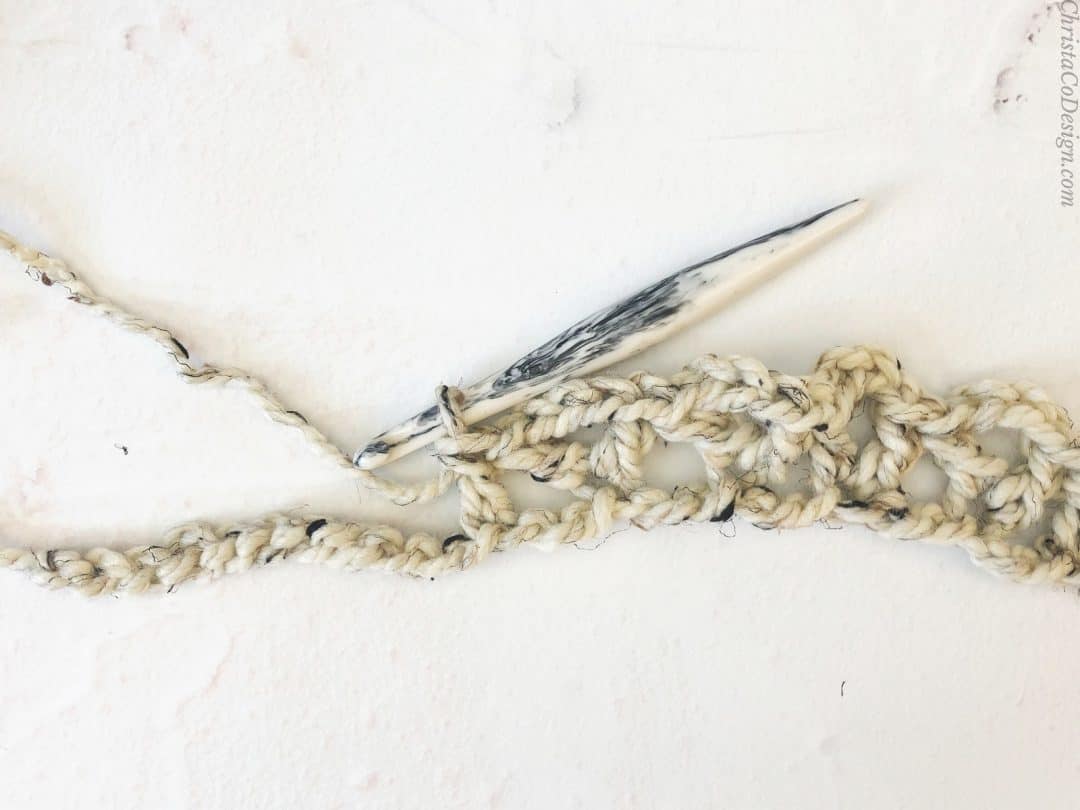 Create Your Own Cozy Crochet Chunky Lace Rectangle Shawl with These Easy Instructions