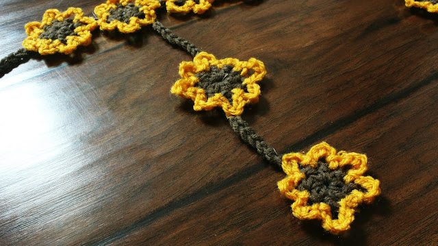Create Your Own Crochet Tiered Sunflower Headband &ndash; A Stylish Accessory for Every Occasion